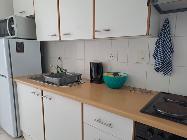 /cpsess9202181670/frontend/jupiter/filemanager/editors/./stay/AOVB 06 Kitchen on entering apartment